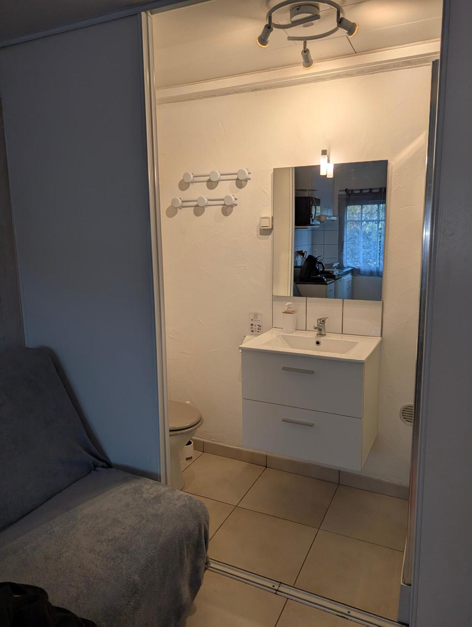 L'atelier A 100 M De Tarbes Sud Vakantiehuis Laloubere